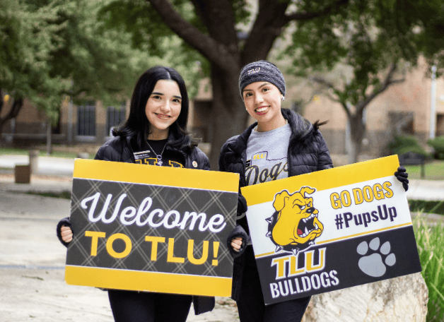 admissions ambassadors greeting people