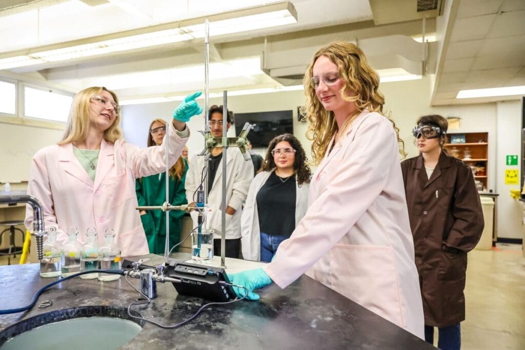 Student in lab doing research